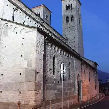 Lägenhet Alla Santarella Como